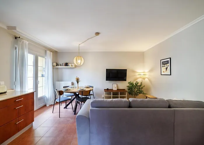 Casa Miranda En Comillas Holiday home *